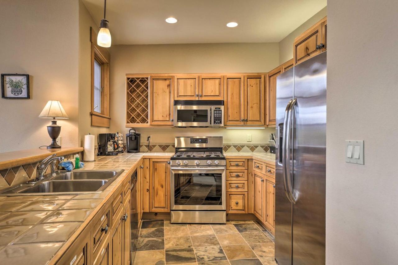 Keystone Condo On Golf Course With Mountain View Екстер'єр фото