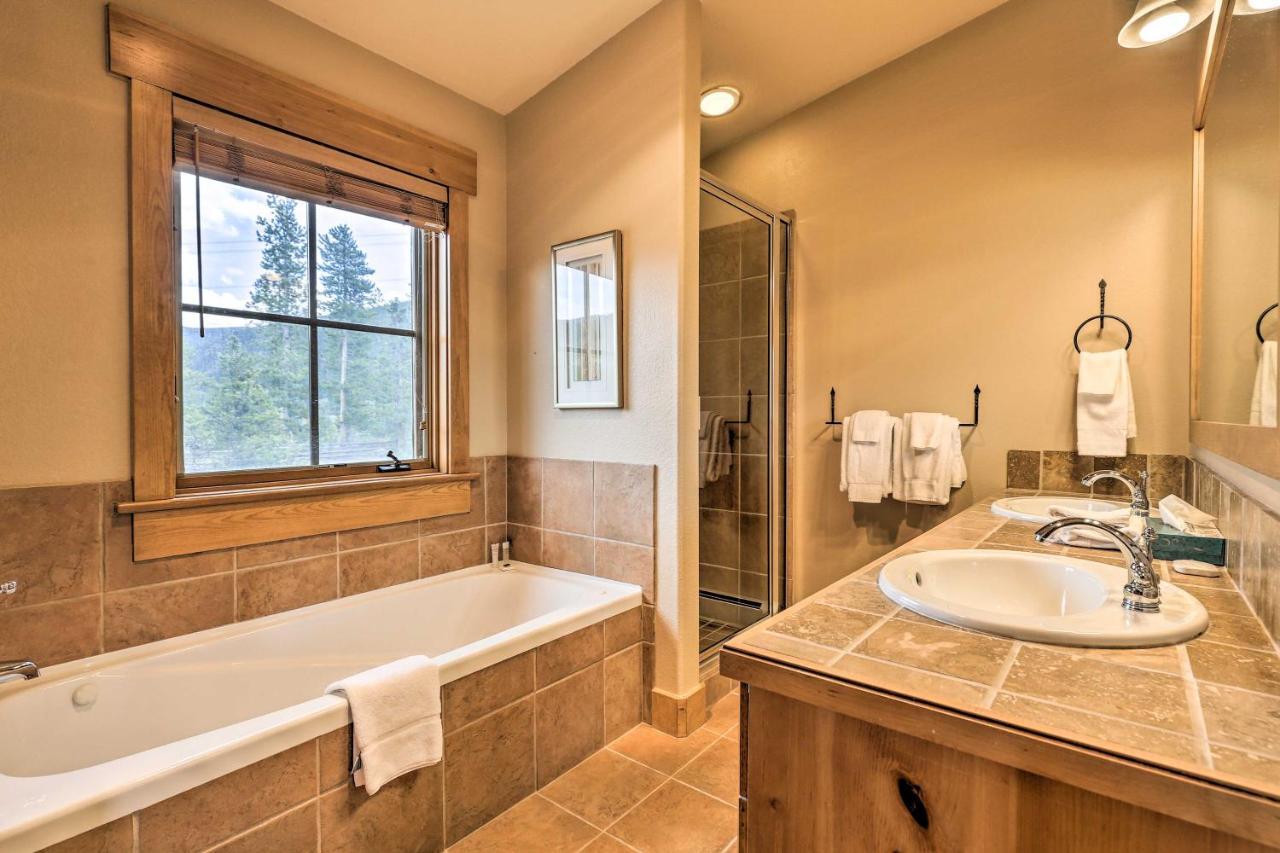 Keystone Condo On Golf Course With Mountain View Екстер'єр фото